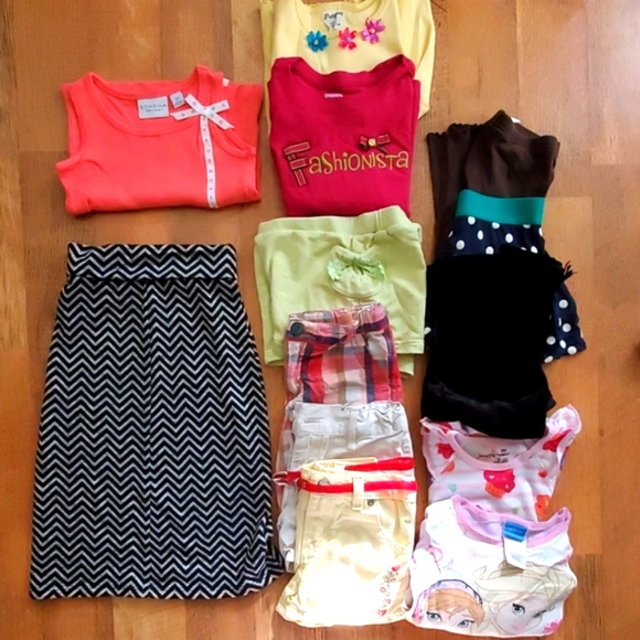 13 Piece Girls 3T‎ Set- 2 Pjs, 4 Shorts, 2 Skirts, 2 Pants, 3 Tops - Picture 1 of 6